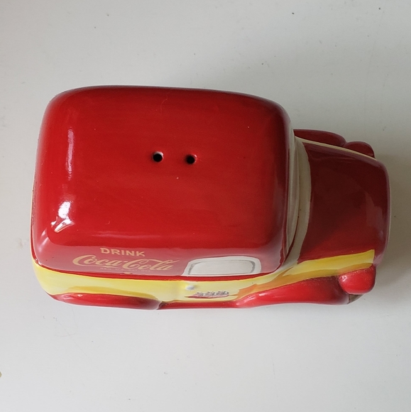 Coca Cola salt n pepper shaker - Picture 4 of 6